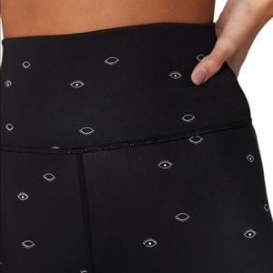 Spiritual Gangster leggings